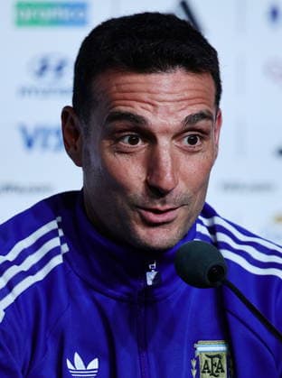FIFA World Cup, WM, Weltmeisterschaft, Fussball 2026 - Argentina press conference, PK, Pressekonferenz Argentina s head coach Lionel Scaloni gives a press conference in Atlanta, Georgia, USA, 06 July 2026. Argentina will face Egypt on 07 July in their FIFA World Cup 2026 round of 16 match. ATLANTA United States  Copyright: xRONALDxWITTEKx