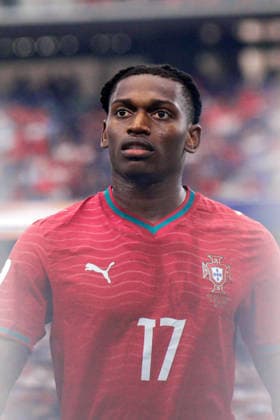 Rafael Leao of Portugal looks on during a FIFA Men?s World Cup 2026 round of 16 football match between Portugal and Spain at Dallas Stadium, in Arlington on July 06th 2026 (Photo by Alexandra Fechete SPP) Copyright: xAlexandraxFechete SPPx Sportspressphoto_SPR186567