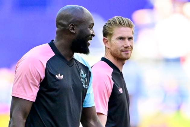 USA vs Belgium - FIFA World Cup, WM, Weltmeisterschaft, Fussball 2026 SEATTLE, UNITED STATES OF AMERICA - JULY 06 : Lukaku Romelu forward of Belgium, De Bruyne Kevin forward of Belgium warming up pictured during the FIFA World Cup 2026 round of 16 match between the United States of America and Belgium at the Lumen Field stadium on July 6, 2026 in Seattle, United States of America, 06 07 2026 Seattle United States of America  Copyright: xJanxDexMeuleneirx