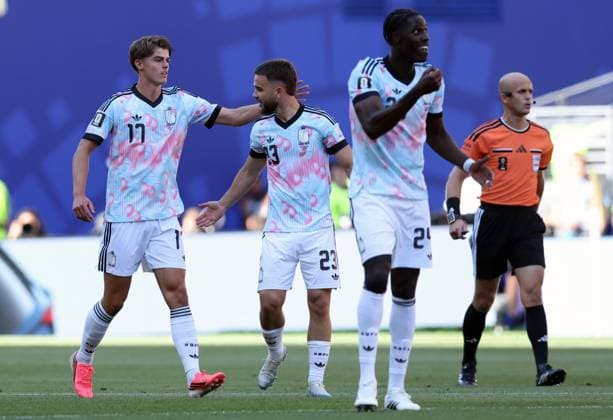 Belgium s Charles De Ketelaere, Belgium s Nicolas Raskin and Belgium s Amadou Onana celebrate after scoring during a soccer game between the USA and Belgian national team, Nationalteam Red Devils, on Monday 06 July 2026, at the Seattle Field, in Seattle, a 1 8 finals game in the FIFA World Cup, WM, Weltmeisterschaft, Fussball 2026. BRUNOxFAHY  x180552990x