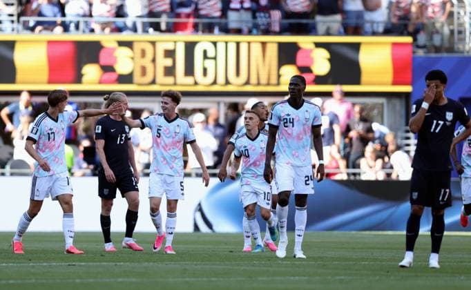 Belgium s Charles De Ketelaere, Belgium s Maxim De Cuyper, Belgium s Leandro Trossard and Belgium s Amadou Onana celebrate after scoring during a soccer game between the USA and Belgian national team, Nationalteam Red Devils, on Monday 06 July 2026, at the Seattle Field, in Seattle, a 1 8 finals game in the FIFA World Cup, WM, Weltmeisterschaft, Fussball 2026. BRUNOxFAHY  x180552994x