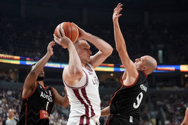 Basketball Latvia-Austria, Riga, Latvia, 06.07.2026, basket, basketball Klavs Cavars of Latvia and Edi Patekar of Austria in action during FIBA World Cup 2027 European qualifiers group F game between Latvia™s and Austria™s national basketball teams. Riga, Latvia, 06.07.2026. Photo: Roman Koksarov (RKF) Riga Latvia Copyright: xRomanxKoksarovx baskLAT-AUT20260706rk610.JPG