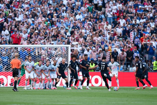 SEATTLE, WA - JULY 06: Midfielder Malik Tillman 17 of the United States scores a goal during the FIFA World Cup, WM, Weltmeisterschaft, Fussball 2026 Round of 16 match between the USA and Belgium on July 6, 2026 at Seattle Stadium in Seattle, Washington. (Photo by Henry Rodenburg Icon Sportswire) SOCCER: JUL 06 FIFA World Cup 26 Round of 16 - USA vs Belgium EDITORIAL USE ONLY Icon260706002