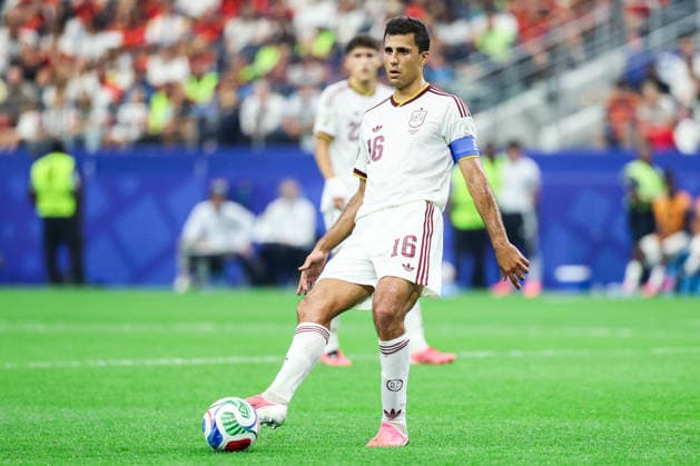 July 6, 2026, Arlington, Tx, United States: Rodri player of Spain during the Round of 16 match between Portugal and Spain at the FIFA World Cup, WM, Weltmeisterschaft, Fussball at Dallas Stadium, in Texas, United States, on Monday, July 06, 2026. FIFA World Cup 2026 - Round Of 16 - Portugal V Spain  - ZUMAv122 20260706_aap_v122_093 Copyright: xWilliamxVolcovx