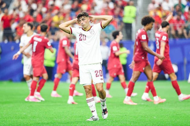 July 6, 2026, Arlington, Tx, United States: Pedri player of Spain during the Round of 16 match between Portugal and Spain at the FIFA World Cup, WM, Weltmeisterschaft, Fussball at Dallas Stadium, in Texas, United States, on Monday, July 06, 2026. FIFA World Cup 2026 - Round Of 16 - Portugal V Spain  - ZUMAv122 20260706_aap_v122_145 Copyright: xWilliamxVolcovx