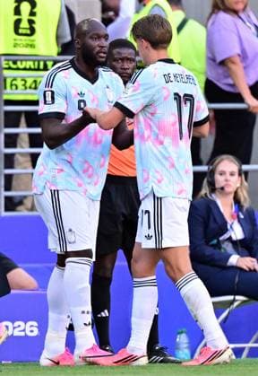 Belgium s Charles De Ketelaere is replaced by Belgium s Romelu Lukaku during a soccer game between the USA and Belgian national team, Nationalteam Red Devils, on Monday 06 July 2026, at the Seattle Field, in Seattle, a 1 8 finals game in the FIFA World Cup, WM, Weltmeisterschaft, Fussball 2026. DIRKxWAEM  x180554524x