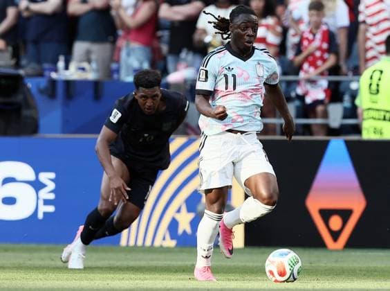 Belgium s Jeremy Doku fights for the ball during a soccer game between the USA and Belgian national team, Nationalteam Red Devils, on Monday 06 July 2026, at the Seattle Field, in Seattle, a 1 8 finals game in the FIFA World Cup, WM, Weltmeisterschaft, Fussball 2026. BRUNOxFAHY  x180554804x