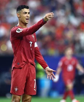 Cristiano Ronaldo of Portugal Portugal v Spain 2026 FIFA World Cup, WM, Weltmeisterschaft, Fussball Round of 16, Football, Dallas Stadium, Arlington, Texas, USA - 06 Jul 2026Arlington Dallas Stadium Texas (TX) United States of America  Copyright: xMichaelxZemanek Shutterstockx 16980007cx