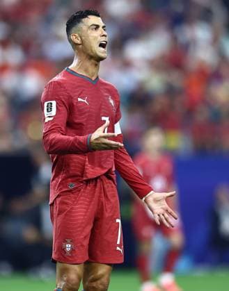 Cristiano Ronaldo of Portugal Portugal v Spain 2026 FIFA World Cup, WM, Weltmeisterschaft, Fussball Round of 16, Football, Dallas Stadium, Arlington, Texas, USA - 06 Jul 2026Arlington Dallas Stadium Texas (TX) United States of America  Copyright: xMichaelxZemanek Shutterstockx 16980007cw