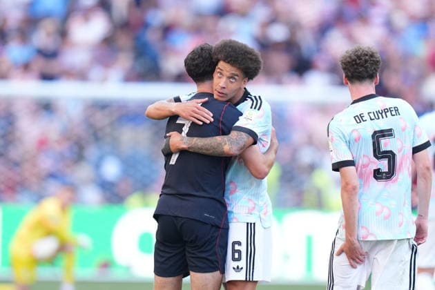 USA v Belgium - FIFA World Cup, WM, Weltmeisterschaft, Fussball 2026 - Round of 16 SEATTLE, USA - JULY 6: Gio Reyna (7) of USA celebrates Axel Witsel (6) of Belgium after the 2026 FIFA World Cup Round of 16 match between USA and Belgium at Lumen Field (Seattle Stadium) in Seattle, Washington, United States on July 6, 2026. Ercin Erturk Anadolu Washington United States. Editorial use only. Please get in touch for any other usage.  Copyright: x2026xAnadoluxErcinxErturkx