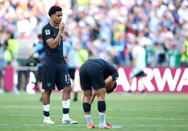 FIFA World Cup, WM, Weltmeisterschaft, Fussball 2026 - Round of 16 - USA vs Belgium Malik Tillman (L) of USA and teammates react after the FIFA World Cup 2026 Round of 16 match USA against Belgium, in Seattle, USA, 06 July 2026. The US team lost 1-4. SEATTLE United States  Copyright: xCHRISTOPHERxTORRESx