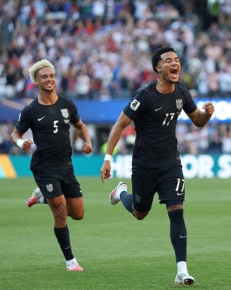 (260707) -- SEATTLE, July 7, 2026 -- Malik Tillman (R) and Antonee Robinson of the United States celebrate scoring during the round of 16 match between the United States and Belgium at the 2026 FIFA World Cup, WM, Weltmeisterschaft, Fussball at Seattle Stadium in Seattle, the United States, July 6, 2026. ) (SP)U.S.-SEATTLE-FOOTBALL-FIFA WORLD CUP-ROUND OF 16-USA VS BEL MaoxSiqian 