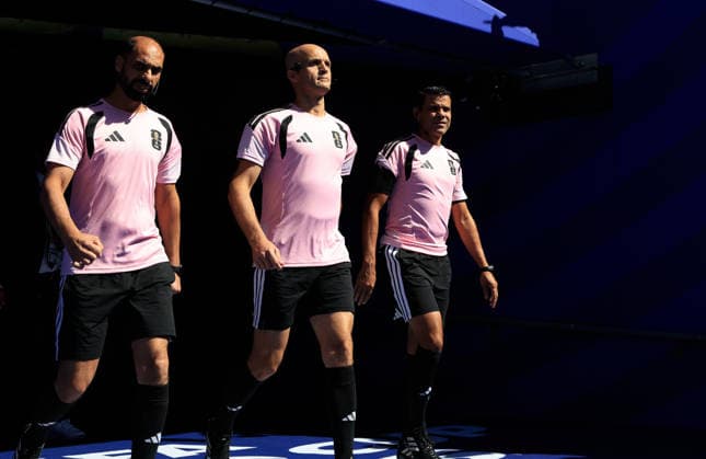(260707) -- SEATTLE, July 7, 2026 -- Referees of the match enter the pitch before the round of 16 match between the United States and Belgium at the 2026 FIFA World Cup, WM, Weltmeisterschaft, Fussball at Seattle Stadium in Seattle, the United States, July 6, 2026. ) (SP)U.S.-SEATTLE-FOOTBALL-FIFA WORLD CUP-ROUND OF 16-USA VS BEL MaoxSiqian 