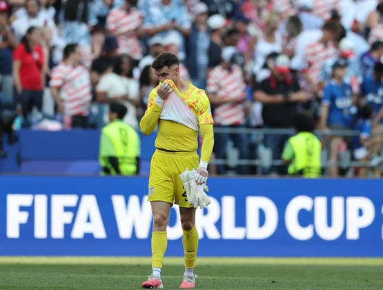 (260707) -- SEATTLE, July 7, 2026 -- Matt Freese, goalkeeper of the United States, looks dejected after losing the round of 16 match between the United States and Belgium at the 2026 FIFA World Cup, WM, Weltmeisterschaft, Fussball at Seattle Stadium in Seattle, the United States, July 6, 2026. Xu Chang) (SP)U.S.-SEATTLE-FOOTBALL-FIFA WORLD CUP-ROUND OF 16-USA VS BEL CaoxCan 