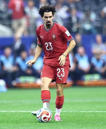 Vitinha of Portugal Portugal v Spain 2026 FIFA World Cup, WM, Weltmeisterschaft, Fussball Round of 16, Football, Dallas Stadium, Arlington, Texas, USA - 06 Jul 2026Arlington Dallas Stadium Texas (TX) United States of America  Copyright: xMichaelxZemanek Shutterstockx 16980007dw