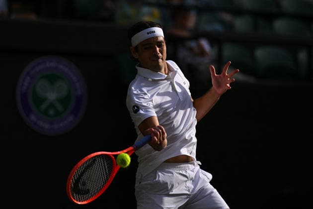 2026 Wimbledon - Taylor Fritz Taylor Fritz (USA) during his fourth round match at the 2026 Wimbledon Championships at the AELTC in London, GREAT BRITAIN, on JULY 6, 2026. Photo by Corinne Dubreuil ABACAPRESS.COM London  Copyright: xDubreuilxCorinne ABACAx