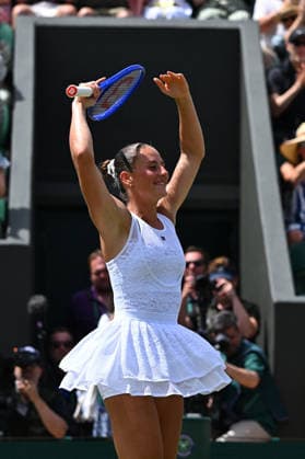 2026 Wimbledon - Marta Kostyuk Marta Kostyuk (UKR) during her fourth round match at the 2026 Wimbledon Championships at the AELTC in London, GREAT BRITAIN, on JULY 6, 2026. Photo by Corinne Dubreuil ABACAPRESS.COM London  Copyright: xDubreuilxCorinne ABACAx
