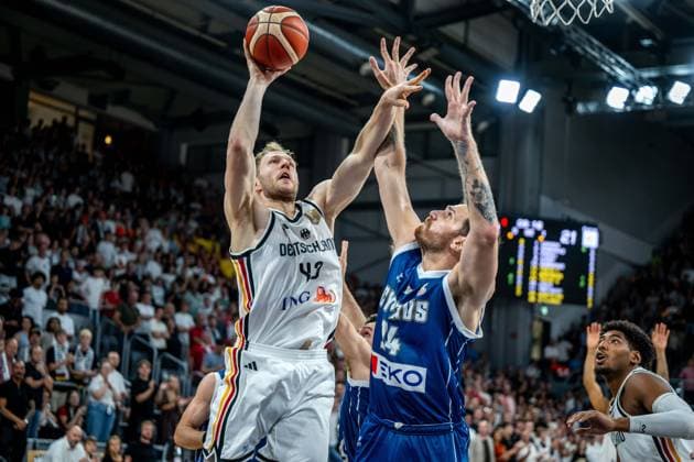 Basketball Bamberg 06.07.2026.2026 FIBA World Cup Qualifier Qualifikation zur Weltmeisterschaft 2027 Deutschland (GER) - Zypern (CYP) Christian Sengfelder (Deutschland, No.43) Kyprianos Maragkos (Zypern, No.14) *** Basketball Bamberg July 6, 2026 2026 FIBA World Cup Qualifier Qualification for the 2027 World Cup Germany GER Cyprus CYP Christian Sengfelder Germany, No. 43 Kyprianos Maragkos Cyprus, No. 14