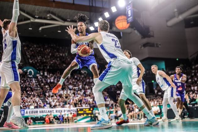 Basket France Finlande PHOTOPQR SUD OUEST David Le Deodic ; Pau ; 06 07 2026 ; Match de basket de qualification au Mondial 2027 opposant l équipe de France à la Finlande , au Palais des sports de Pau le 6 juillet 2026 . Pau, France, july 6th 2026 basket, qualifying match for 2027 World Championship, WM, Weltmeisterschaft : France vs Finland Pau BEARN France  Copyright: xPHOTOPQR SUDxOUEST MAXPPPxDavidxLexDeodicx 20260706SDO6481 20260706SDO6481