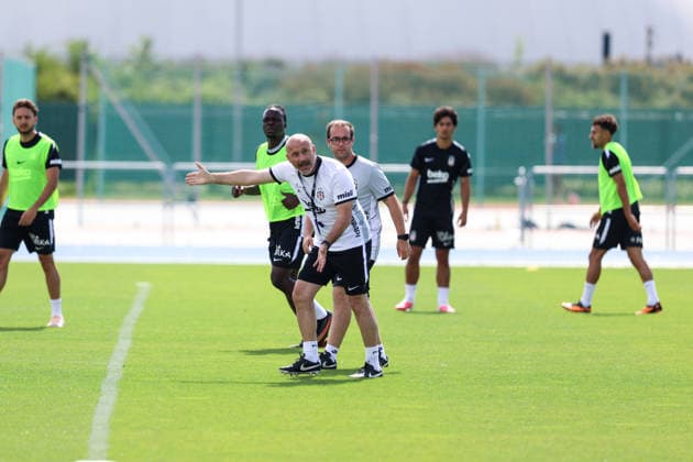 Besiktas pre-season camp in Slovakia SAMORIN, SLOVAKIA - JULY 07: Football players of Besiktas are seen during a pre-season training session under the management of head coach Vincenzo Italiano at the Slovakia Olympic Training Center in Samorin, Slovakia on July 07, 2026. Muhammed Ali Yigit Anadolu Samorin Slovakia. Editorial use only. Please get in touch for any other usage.  Copyright: x2026xAnadoluxMuhammedxAlixYigitx