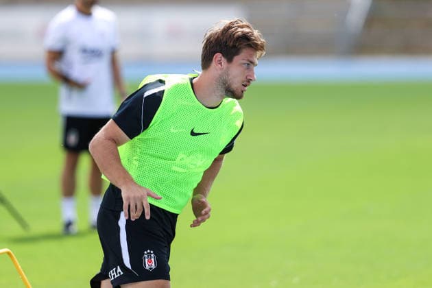 Besiktas pre-season camp in Slovakia SAMORIN, SLOVAKIA - JULY 07: Semih Kilicsoy of Besiktas takes part a pre-season training session under the management of head coach Vincenzo Italiano at the Slovakia Olympic Training Center in Samorin, Slovakia on July 07, 2026. Muhammed Ali Yigit Anadolu Samorin Slovakia. Editorial use only. Please get in touch for any other usage.  Copyright: x2026xAnadoluxMuhammedxAlixYigitx