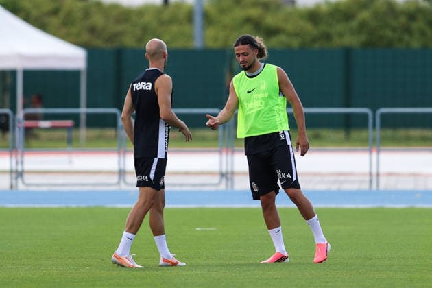 Besiktas pre-season camp in Slovakia SAMORIN, SLOVAKIA - JULY 07: Vaclav Cerny and Taylan Bulut of Besiktas takes part a pre-season training session under the management of head coach Vincenzo Italiano at the Slovakia Olympic Training Center in Samorin, Slovakia on July 07, 2026. Muhammed Ali Yigit Anadolu Samorin Slovakia. Editorial use only. Please get in touch for any other usage.  Copyright: x2026xAnadoluxMuhammedxAlixYigitx