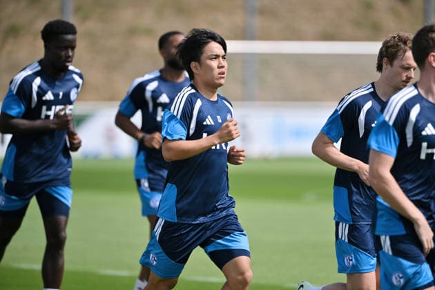 Satoshi Tanaka (FC Schalke 04) 07.07.2026, Fussball 1. Bundesliga, Saison 2026 2027, Training FC Schalke 04 Gelsenkirchen Trainingsgelände Nordrhein Westfalen Deutschland *** Satoshi Tanaka, FC Schalke 04, July 7, 2026, Soccer, Bundesliga 1, 2026–2027 Season, FC Schalke 04 Training, Gelsenkirchen, Training Facility, North Rhine-Westphalia, Germany Team2