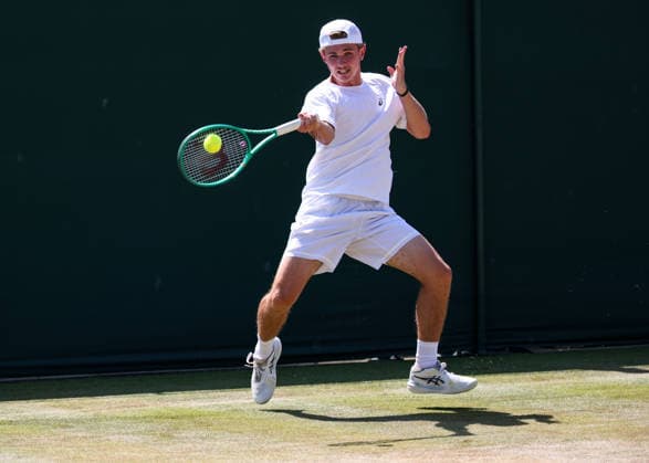 Flynn Thomas (SUI), Jungen Einzel, Boys Singles Tennis - Wimbledon 2026 - Grand Slam ITF ATP, Tennis Herren WTA, Tennis Damen - AELTC - London - - Great Britain - 7 July 2026. *** Flynn Thomas SUI, Boys Singles, Wimbledon 2026 Grand Slam ITF ATP WTA AELTC London, Great Britain, July 7, 2026 Copyright: xJuergenxHasenkopfx