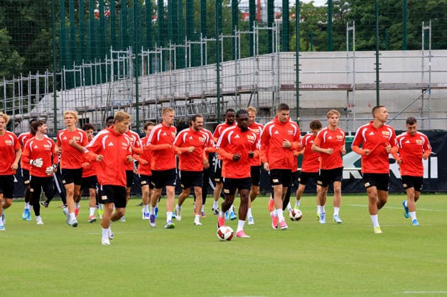 DEU, DFL, 1. FBL, 1.FC Union, Training, 07.07.2026, Stadion Alte Foersterei, Berlin, DEU, DFL, 1. FBL, 1.FC Union, Training, Unioner-Spielerkreis DFL - regulations prohibit any use of Photographs as image sequences and or quasi-video *** DEU, DFL, 1 FBL, 1 FC Union, Training, July 7, 2026, Alte Foersterei Stadium, Berlin, DEU, DFL, 1 FBL, 1 FC Union, Training, Union Players Association DFL regulations prohibit any use of photographs as image sequences and or quasi-video Nordphotox xEngler nph00076
