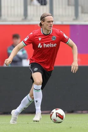 07.07.2026, xtgx, Fussball Testspiel, Hannover 96 - 1. FC Phönix Lübeck emspor, v.l. Stefan Teitur Thordarson (Hannover, 23) Freisteller, Einzelbild, Ganzkoerper, single frame (DFL DFB REGULATIONS PROHIBIT ANY USE OF PHOTOGRAPHS as IMAGE SEQUENCES and or QUASI-VIDEO) Hannover *** July 7, 2026, xtgx, soccer exhibition match, Hannover 96 vs. 1. FC Phönix Lübeck emspor, from left: Stefan Teitur Thordarson (Hannover), 23, cropped, single frame, Full-body, single frame. DFL and DFB regulations prohibit any use of photographs as image sequences and or quasi-video. Hannover