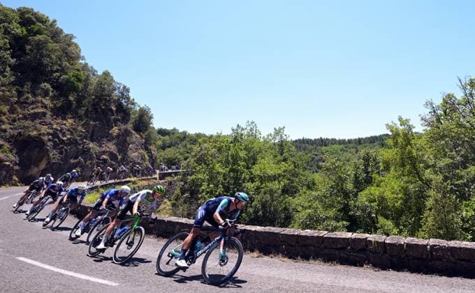The pack of riders pictured in action during stage 4 of the 2026 Tour de France cycling race, a stage of 181,9km from Carcassonne to Foix, on Tuesday 07 July 2026. The 113th edition of the Tour de France starts on Saturday 4 July in Barcelona, Spain, and will finish in Paris, France on the 26th of July. DAVIDxPINTENS  x180615541x