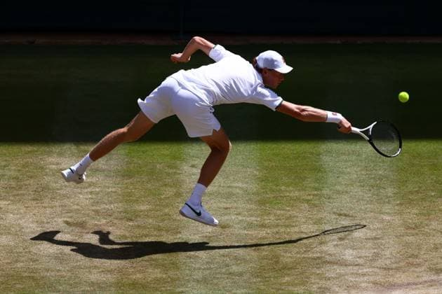 Jannik Sinner during his quarter-final match Wimbledon Tennis Championships, Day 9, The All England Lawn Tennis and Croquet Club, London, UK - 07 Jul 2026London The All England Lawn Tennis and United Kingdom  Copyright: xJamesxMarsh Shutterstockx 16978027q