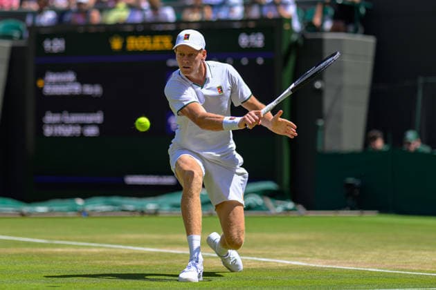 Day Nine: The Championships - Wimbledon 2026 LONDON, ENGLAND JULY 07 - Jannik Sinner of Italy during Gentlemen s Quarter Final against Jan-Lennard Struff of Germany at The Wimbledon Lawn Tennis Championship at Wimbledon on July 07, 2026 in London, England. (Photo by Keeran Marquis)  Copyright: xKeeranxMarquis Fotoarena SPPx Sportspressphoto_SPR186732