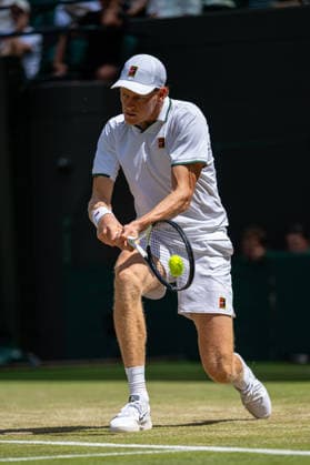 Tennis - Wimbledon Championship 2026 - Day 9 LONDON, ENGLAND - Tuesday, July 7, 2026: Jannik Sinner (ITA) during the Gentlemen s Singles Quarter-Final match on Day Nine of The Championships Wimbledon 2026 at the All England Lawn Tennis and Croquet Club. (Photo by Kirsten Holst Propaganda) LONDON All England Lawn Tennis and Croq GREATER LONDON ENGLAND  Copyright: xKirstenxHolstx 2026-07-07-016-Wimbledon_Day_9