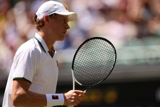 Jannik Sinner during his quarter-final match Wimbledon Tennis Championships, Day 9, The All England Lawn Tennis and Croquet Club, London, UK - 07 Jul 2026London The All England Lawn Tennis and United Kingdom  Copyright: xEllaxLing Shutterstockx 16978028ab