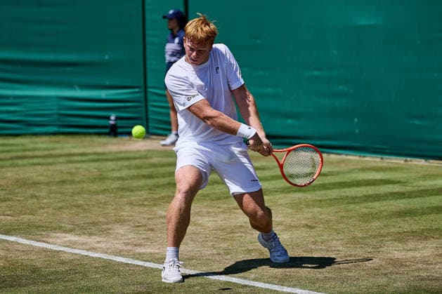 July 7, 2026, London, London, Great Britain: Jamie Mackenzie of Germany returns with backhand during The Championships Wimbledon , 7.7.2026 in London (All England Lawn Tennis and Croquet Club), Great Britain Tennis 2026: Grand Slam: The Championships Wimbledon: 9th Day: 3rd Round Juniors: MACKENZIE 7:6 3:6 6:4 CEBAN  - ZUMAs343 20260707_zsp_s343_079 Copyright: xMathiasxSchulzx