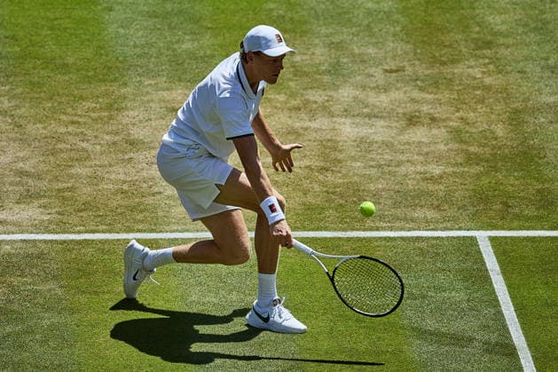 July 7, 2026, London, London, Great Britain: Jannik Sinner of Italy returns with backhand during The Championships Wimbledon , 7.7.2026 in London (All England Lawn Tennis and Croquet Club), Great Britain Tennis 2026: Grand Slam: The Championships Wimbledon: 9th Day: QF: .SINNER Vs STRUFF  - ZUMAs343 20260707_zsp_s343_082 Copyright: xMathiasxSchulzx