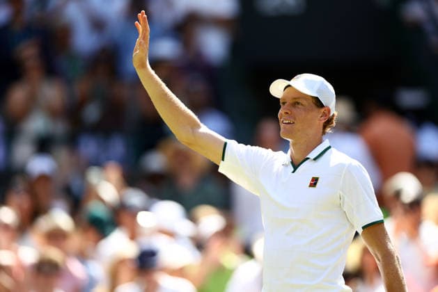 Jannik Sinner celebrates victory in his quarter-final match Wimbledon Tennis Championships, Day 9, The All England Lawn Tennis and Croquet Club, London, UK - 07 Jul 2026London The All England Lawn Tennis and United Kingdom  Copyright: xJamesxMarsh Shutterstockx 16978027bc