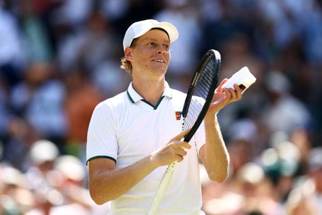 Jannik Sinner celebrates victory in his quarter-final match Wimbledon Tennis Championships, Day 9, The All England Lawn Tennis and Croquet Club, London, UK - 07 Jul 2026London The All England Lawn Tennis and United Kingdom  Copyright: xJamesxMarsh Shutterstockx 16978027ba