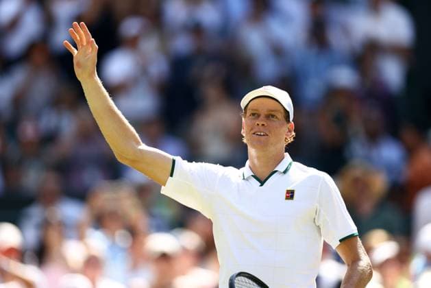 Jannik Sinner celebrates victory in his quarter-final match Wimbledon Tennis Championships, Day 9, The All England Lawn Tennis and Croquet Club, London, UK - 07 Jul 2026London The All England Lawn Tennis and United Kingdom  Copyright: xJamesxMarsh Shutterstockx 16978027bb