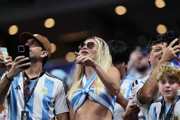 FIFA World Cup, WM, Weltmeisterschaft, Fussball 2026 - Round of 16 - Argentina vs Egypt Supporters of Argentina pose for a photo ahead of the FIFA World Cup 2026 Round of 16 match Argentina against Egypt, in Atlanta, USA, 07 July 2026. ATLANTA United States  Copyright: xRONALDxWITTEKx