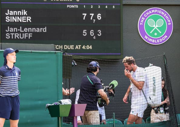 Jan-Lennard Struff verlaesst den Platz nach der Niederlage, Herren Einzel, Men s Singles Tennis - Wimbledon 2026 - Grand Slam ITF ATP, Tennis Herren WTA, Tennis Damen - AELTC - London - - Great Britain - 7 July 2026. *** Jan Lennard Struff leaves the court after his loss, Men s Singles, Wimbledon 2026 Grand Slam ITF ATP WTA AELTC London, Great Britain, July 7, 2026 Copyright: xJuergenxHasenkopfx