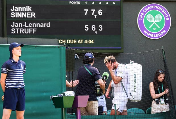 Jan-Lennard Struff verlaesst den Platz nach der Niederlage, Herren Einzel, Men s Singles Tennis - Wimbledon 2026 - Grand Slam ITF ATP, Tennis Herren WTA, Tennis Damen - AELTC - London - - Great Britain - 7 July 2026. *** Jan Lennard Struff leaves the court after his loss, Men s Singles, Wimbledon 2026 Grand Slam ITF ATP WTA AELTC London, Great Britain, July 7, 2026 Copyright: xJuergenxHasenkopfx