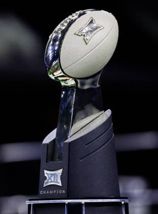 July 7, 2026, Frisco, Texas, USA: FRISCO, TX : The Big 12 Football Championship trophy being displayed during the Big 12 Media at the Star in Frisco on Tuesday. Frisco USA - ZUMAm257 20260707_zsp_m257_012 Copyright: xBrianxMcLeanx