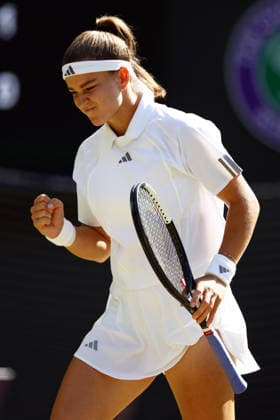 Karolina Muchova during her quarter-final match Wimbledon Tennis Championships, Day 9, The All England Lawn Tennis and Croquet Club, London, UK - 07 Jul 2026London The All England Lawn Tennis and United Kingdom  Copyright: xJamesxMarsh Shutterstockx 16978027ch