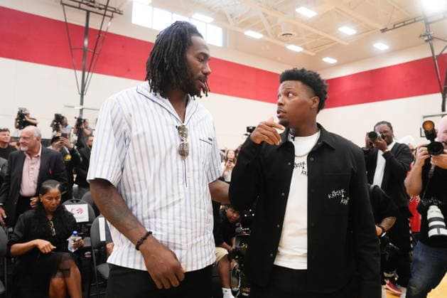 July 7, 2026, Toronto, On, CAN: Kyle Lowry, right, speaks with Kawhi Leonard after a press conference, PK, Pressekonferenz in which Lowry signed a one-day contract to retire as a Toronto Raptor, in Toronto, on Tuesday, July 7, 2026. Canada News - July 7, 2026  - ZUMAc35_ 20260707_zaf_c35_036 Copyright: xChrisxYoungx