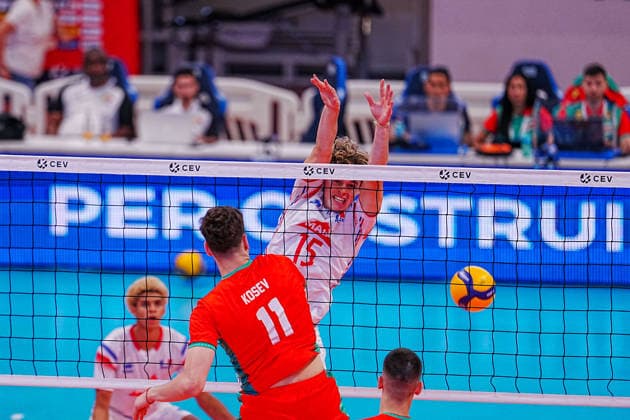 IPA86475165 - France vs. Bulgaria during the CEV U18 European Championship, EM, Europameisterschaft July 7, 2026, in Cisterna (Italy) during the U18 Volleyball European Championship—France vs. Bulgaria, CEV Eurovolley Men s match in Cisterna, Italy, July 7, 2026  Copyright: xLuigixMariani IPAxSportx xx 86475165
