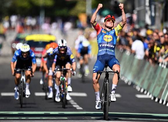 Danish Mads Pedersen of Lidl-Trek and pictured as he crosses the finish line of stage 4 of the 2026 Tour de France cycling race, a stage of 181,9km from Carcassonne to Foix, on Tuesday 07 July 2026. The 113th edition of the Tour de France starts on Saturday 4 July in Barcelona, Spain, and will finish in Paris, France on the 26th of July. JASPERxJACOBS  x180640901x