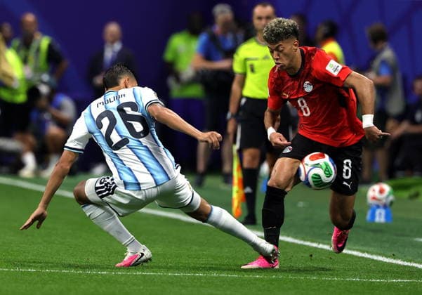 FIFA World Cup, WM, Weltmeisterschaft, Fussball 2026 - Round of 16 - Argentina vs Egypt Nahuel Molina of Argentina (L) and Emam Ashour of Egypt in action during the FIFA World Cup 2026 Round of 16 match Argentina against Egypt, in Atlanta, USA, 07 July 2026. ATLANTA United States  Copyright: xCRISTOBALxHERRERA-ULASHKEVICHx
