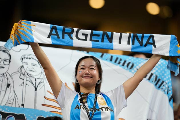 Fans von Argentinien Nationalmannschaft jubeln auf der Tribuene. USA, FIFA Weltmeisterschaft, Achtelfinale, Argentinien vs Aegypten, Atlanta, 07.07.2026 FIFA Weltmeisterschaft, Achtelfinale, Argentinien vs Aegypten, Atlanta, 07.07.2026 Atlanta *** Fans of the Argentine national team cheer from the stands in the U.S., FIFA World Cup, Round of 16, Argentina vs. Egypt, Atlanta, July 7, 2026 FIFA World Cup, Round of 16, Argentina vs. Egypt, Atlanta, July 7, 2026, Atlanta Copyright: xEibner-Pressefoto ScottxColemanx EP_SCN